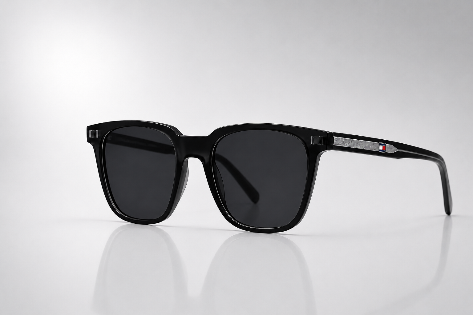 ⚥  TOMMY HILFIGER TH 1089 C4 BLACK