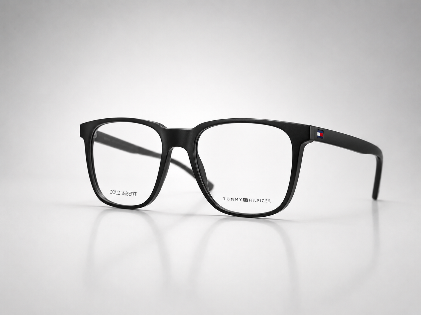 ⚥  TOMMY HILFIGER TH1113 C2-  MATT BLACK 53