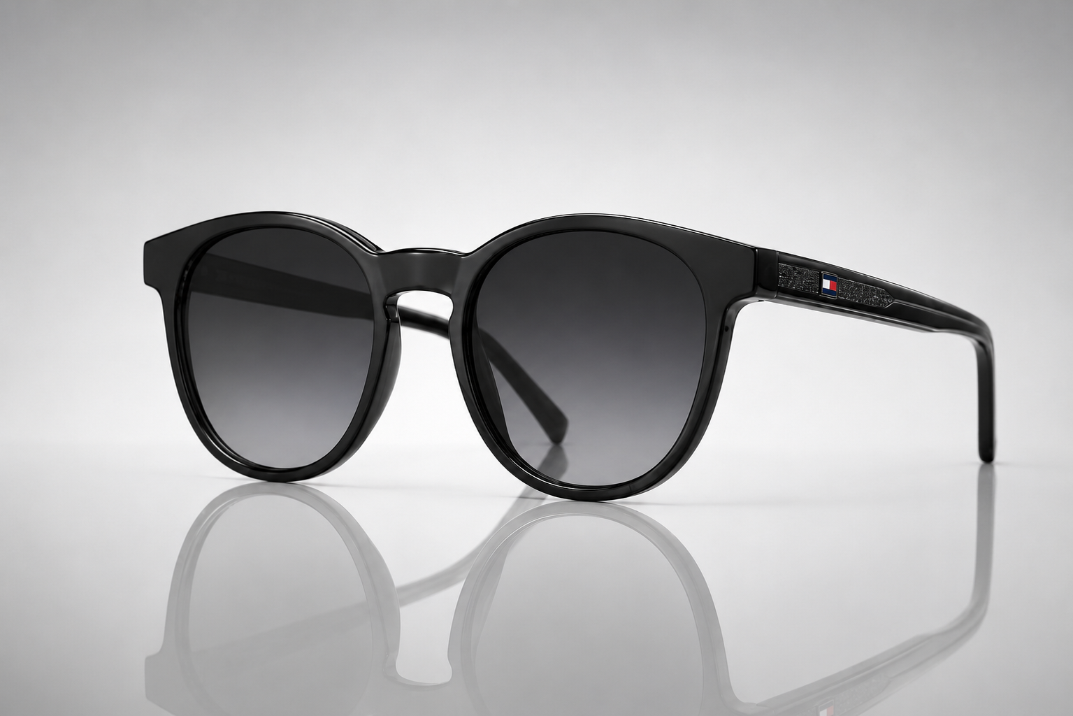 ⚥  TOMMY HILFIGER TH 1089 C3 BKGUN 51