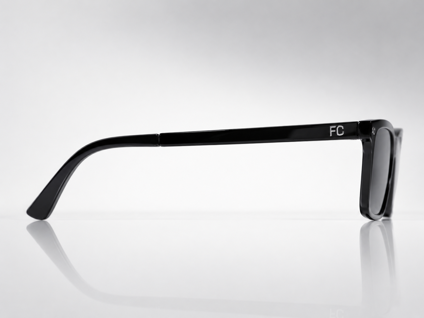 ⚥  FRENCH CONNECTION FC 8240 S. BLACK 53