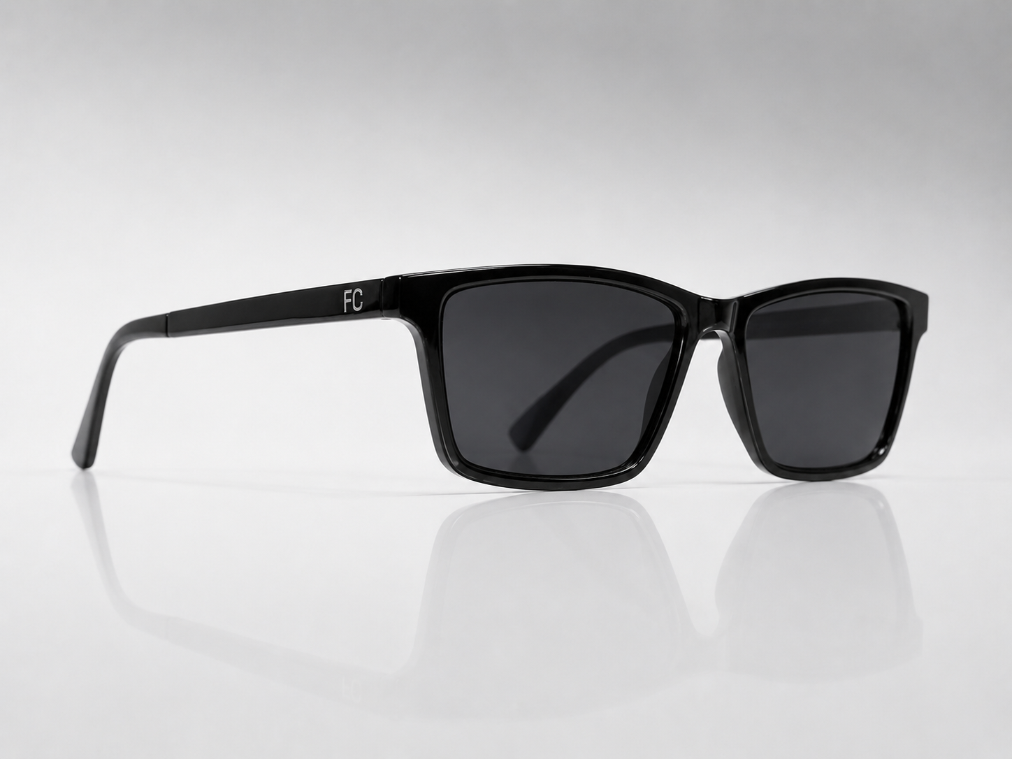 ⚥  FRENCH CONNECTION FC 8240 S. BLACK 53