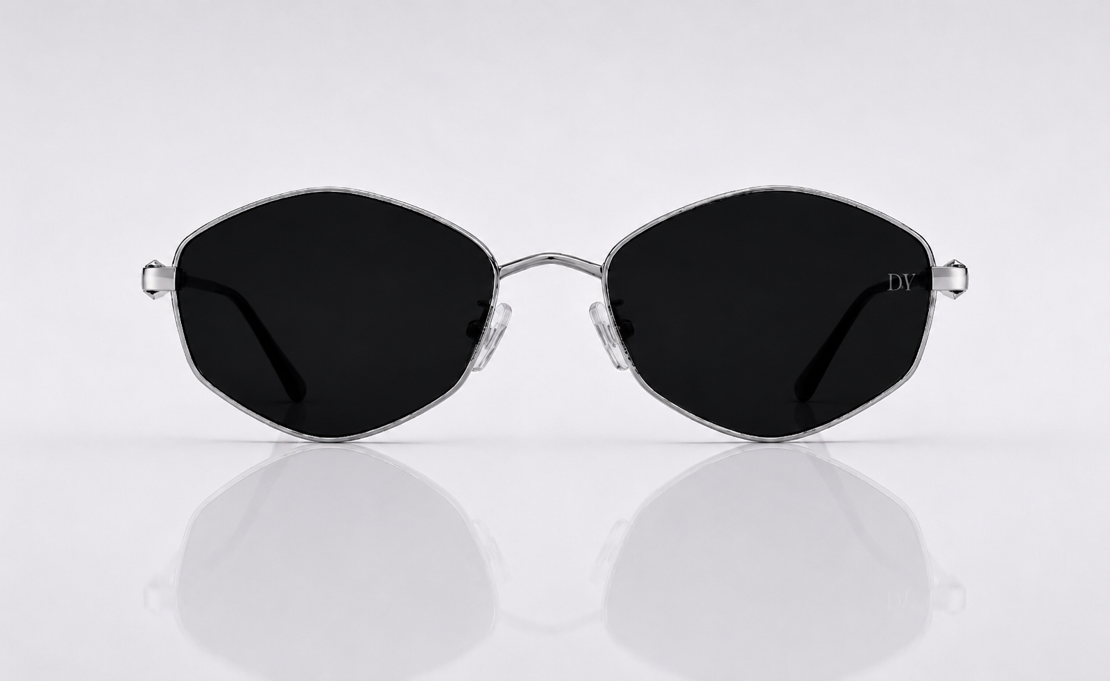 ⚥♀ DM RETRO - GLIDED BLACK